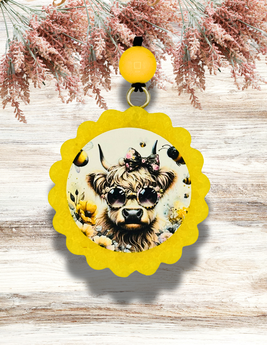 Freshie Round Highland Cow Bee Glasses