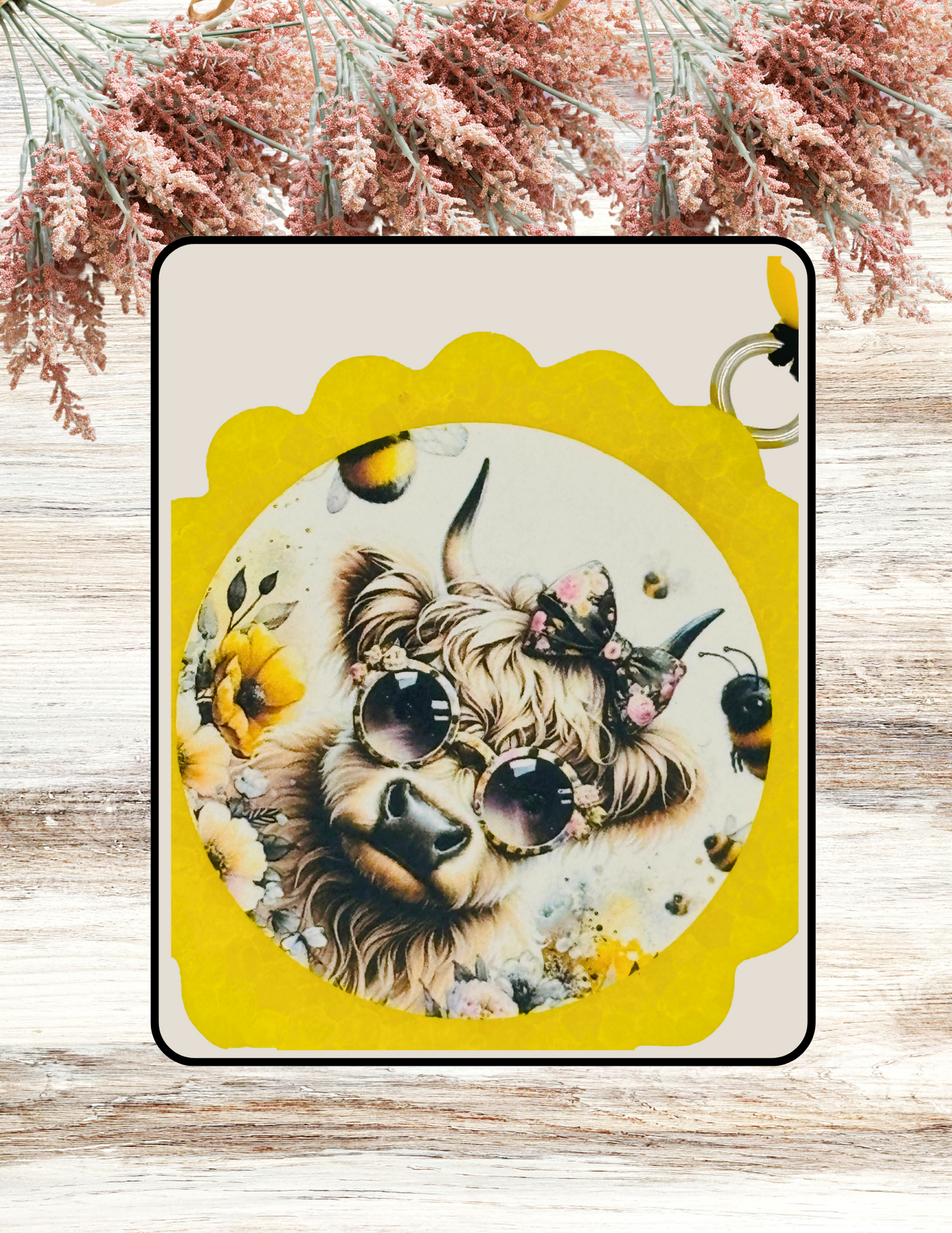 Freshie Round Highland Cow Bee Glasses