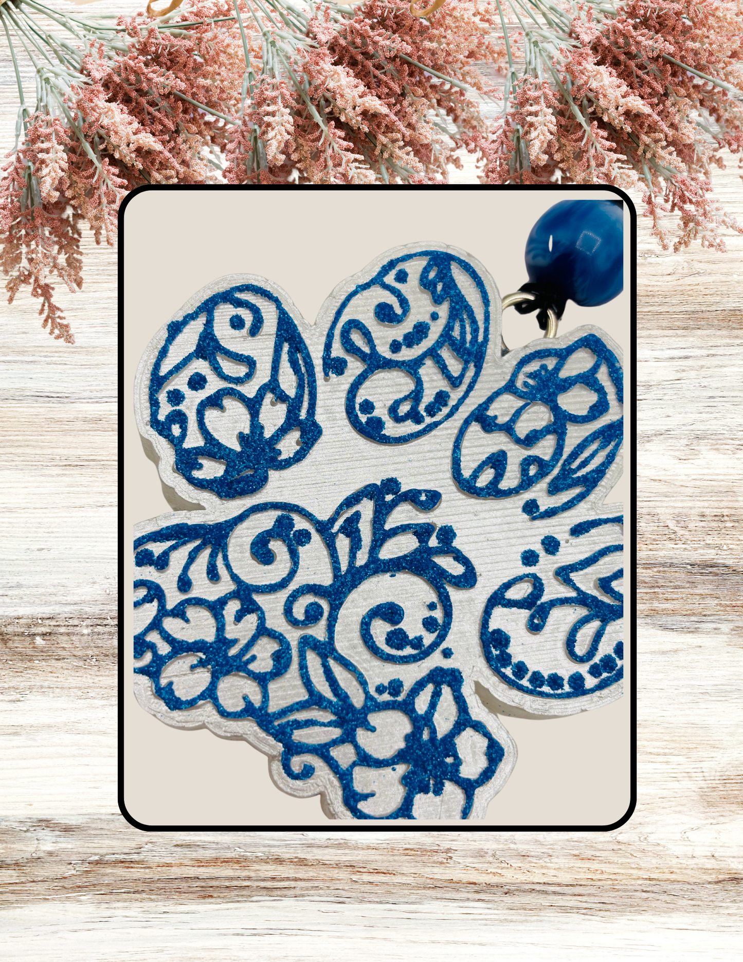 Freshie Paw Floral Scroll White Blue