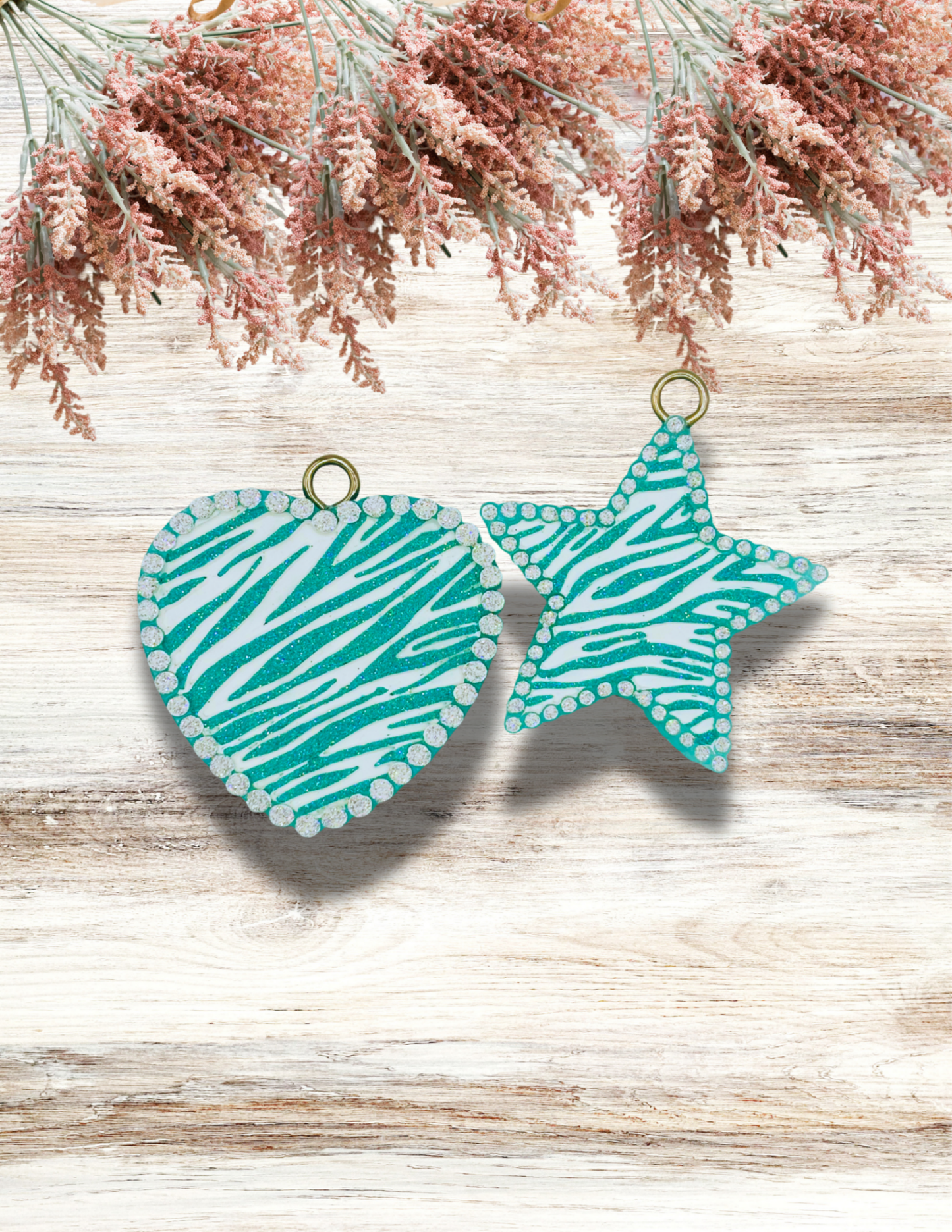 Freshie Zebra Heart and Star Vent Clip Pair Teal White