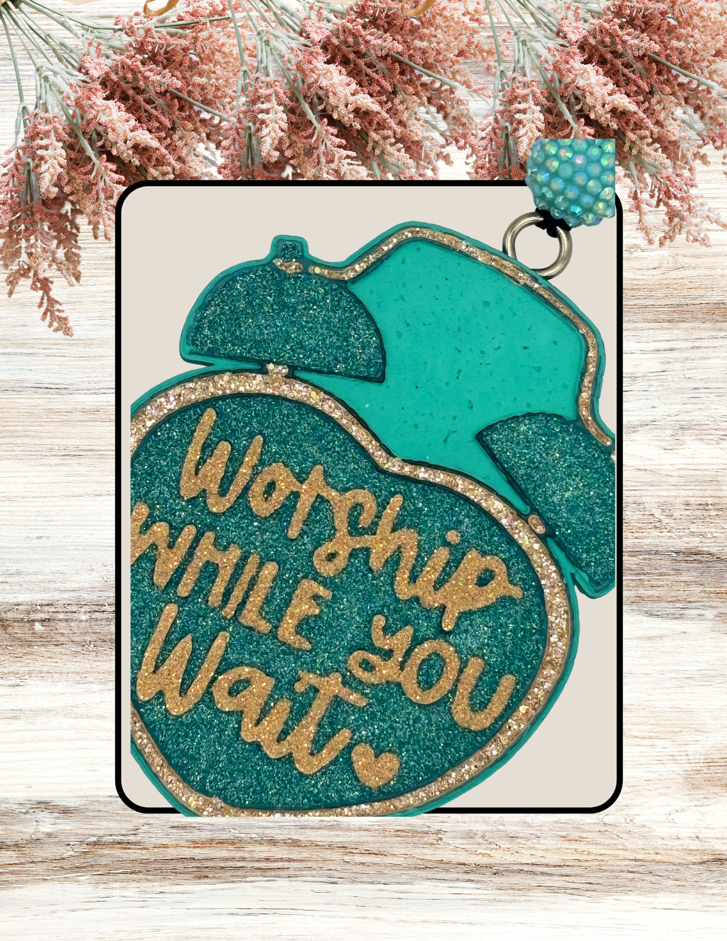 Freshie Worship While You Wait Clock Teal