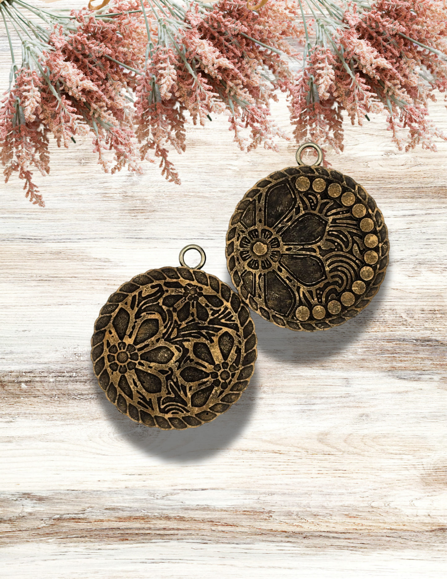 Freshie Tooled Floral Vent Clip Pair Tan Black
