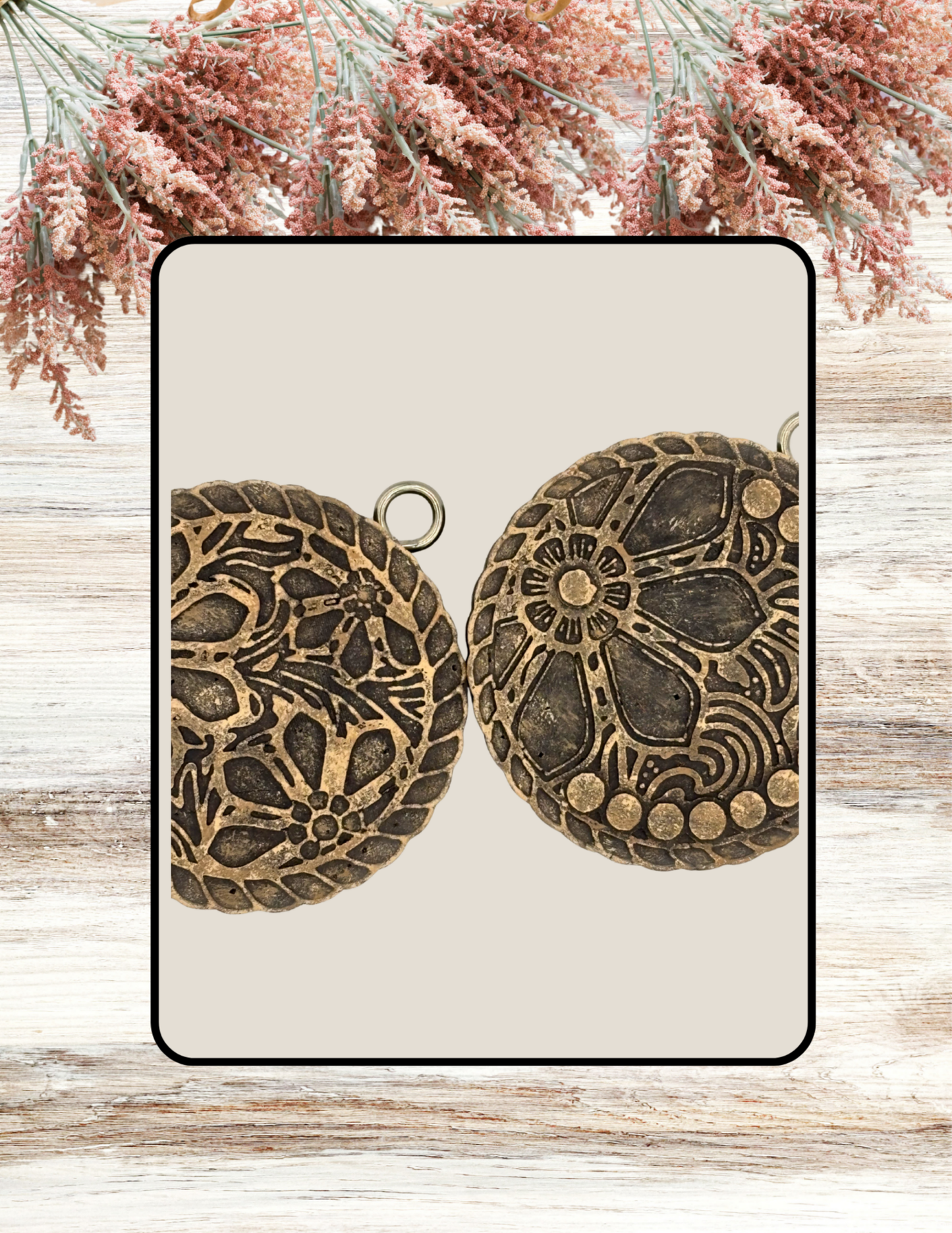 Freshie Tooled Floral Vent Clip Pair Tan Black
