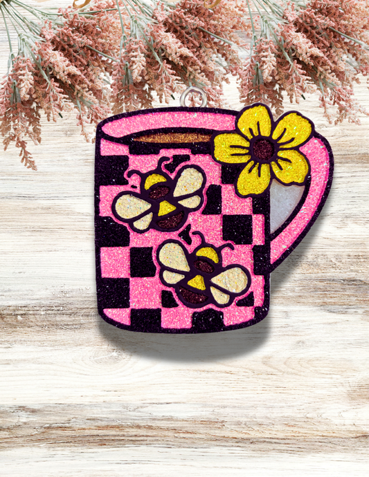 Freshie Checkered Bee Cup Pink Black