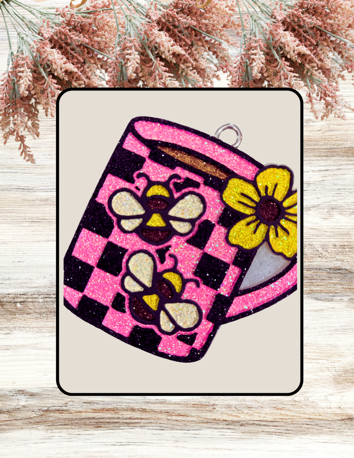 Freshie Checkered Bee Cup Pink Black