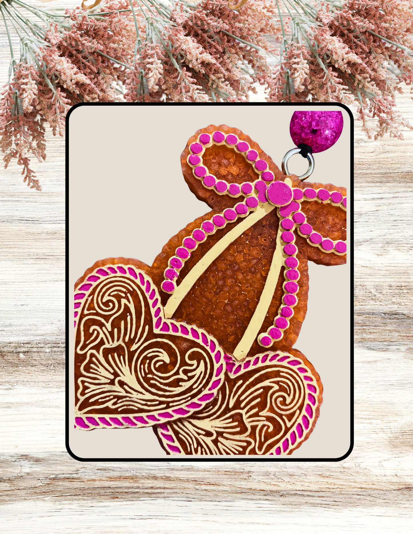 Freshie Tooled Hearts with Bow Pink Cream