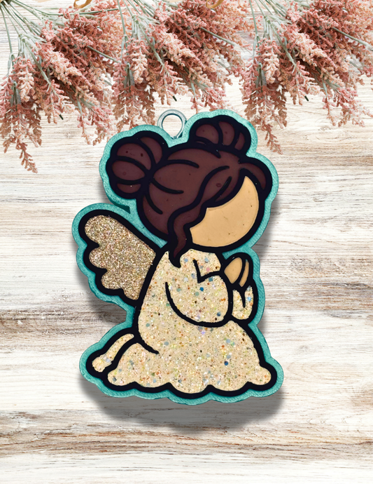 Freshie Kneeling Angel Ivory